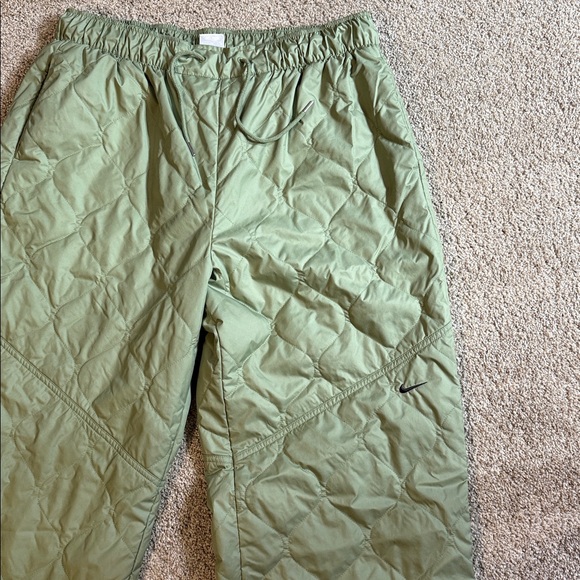Nike Women's XL Quilted High-Waisted Wide Leg Green Pants Lined Insulated - Picture 5 of 6